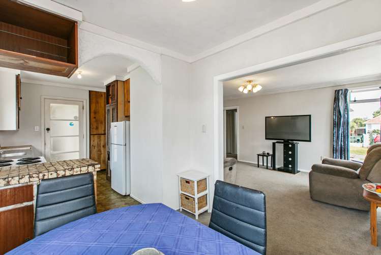 70 Mcannalley Street Manurewa_9