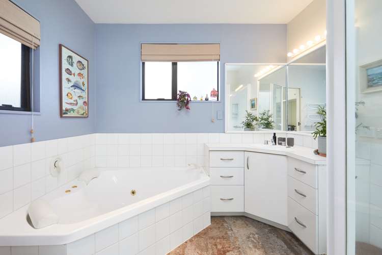 182 Rarangi Beach Road Rarangi_10