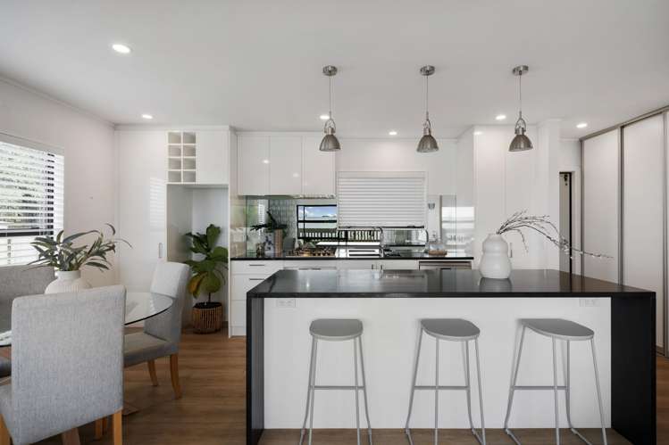 2/38A Nor'East Drive Northcross_1