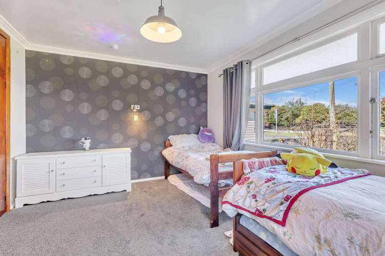 4 Dudley Street Levin_25