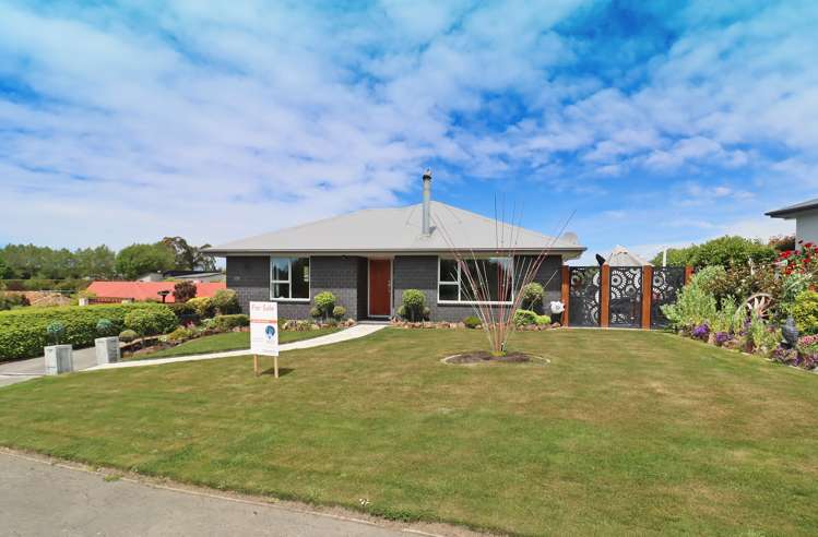 335 Homestead Road Weston_13