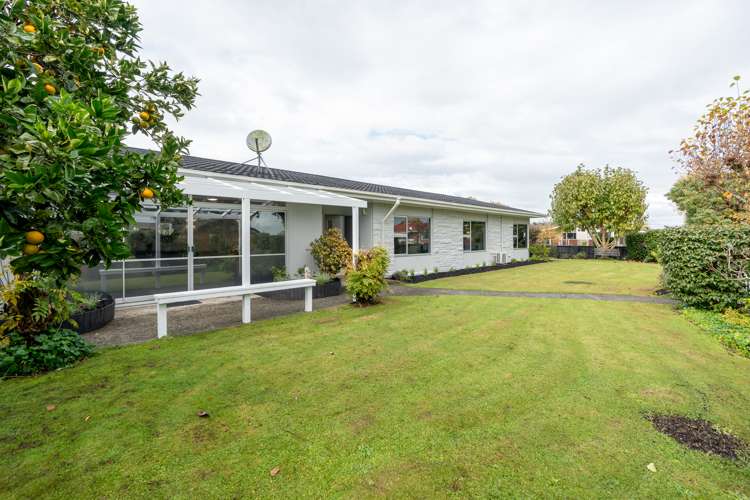 2 Clements Crescent Queenwood_24