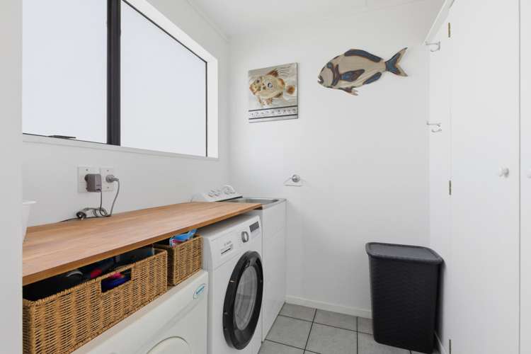 27 Sylvania Drive Matua_16