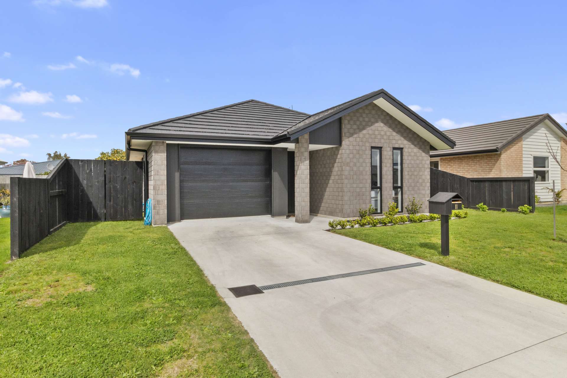 11 Eastbank Drive Katikati_0