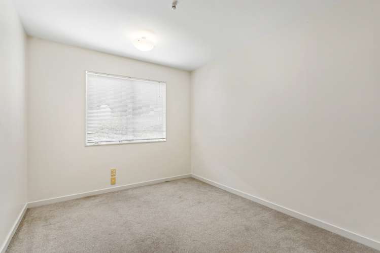 2/17 Maungarei Road Remuera_15