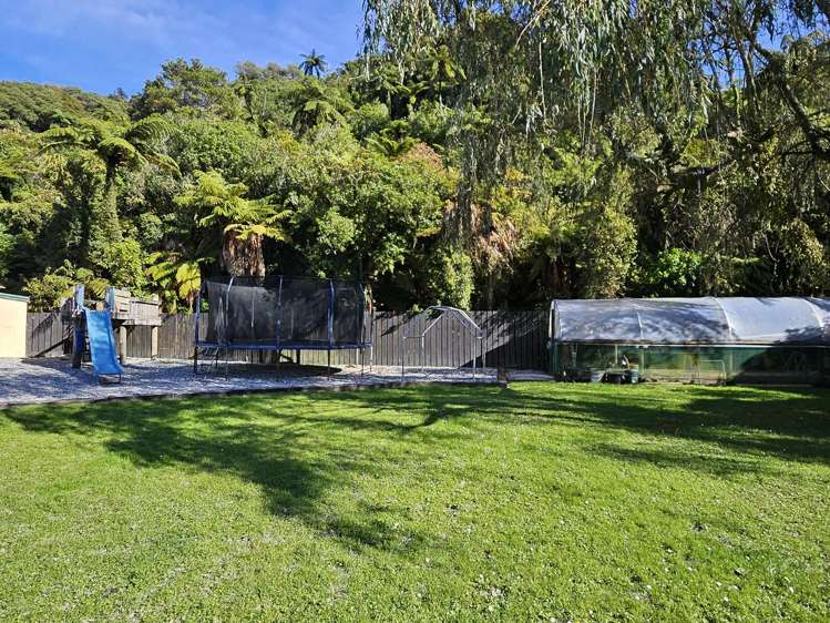 232 Marsden Road Greymouth_23