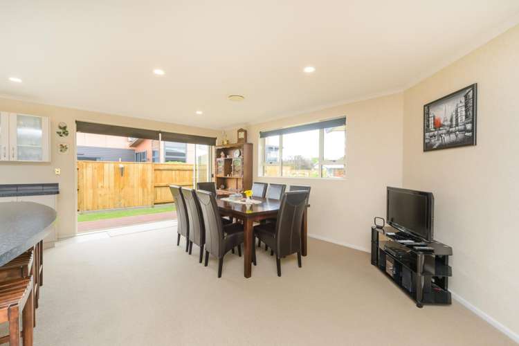 37 Liberty Grove Kelvin Grove_6
