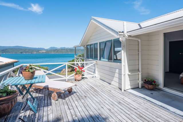 299 Karaka Bay Road Karaka Bays_1