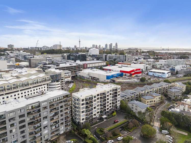 1B/38 James Cook Crescent Remuera_15