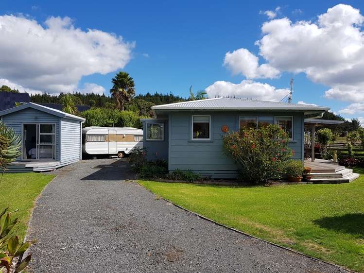 808 Cove Road Waipu_15