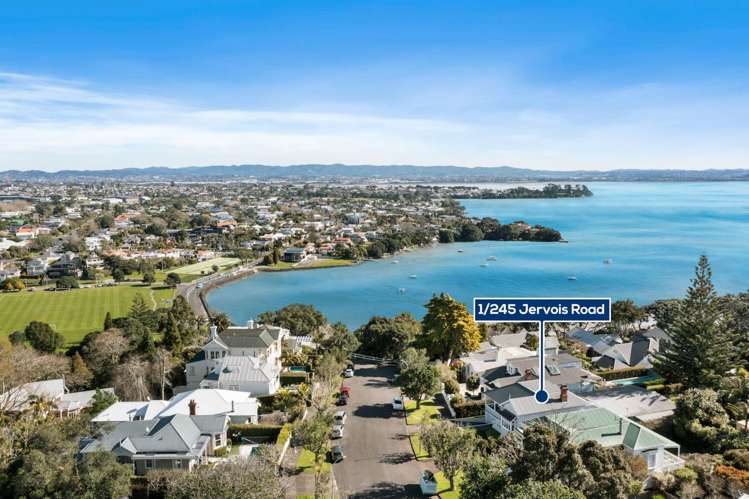 1/245 Jervois Road Herne Bay_15