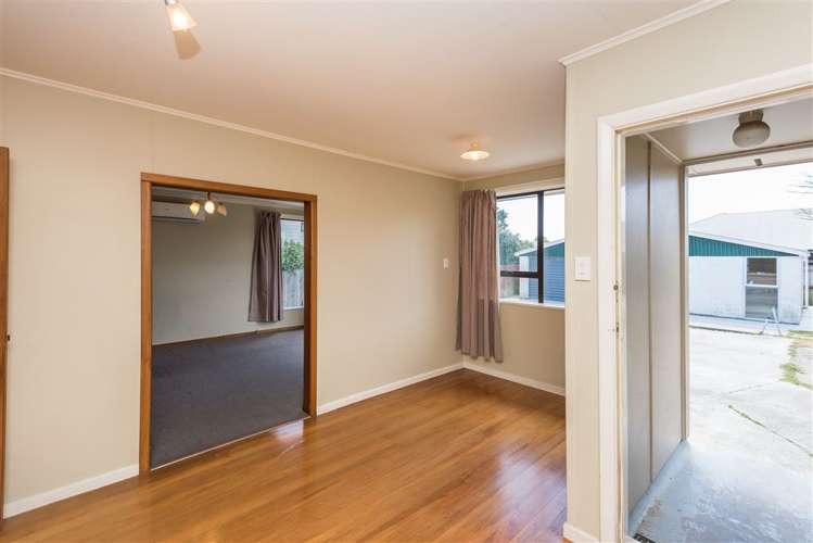 7 Joy Street Shirley_7