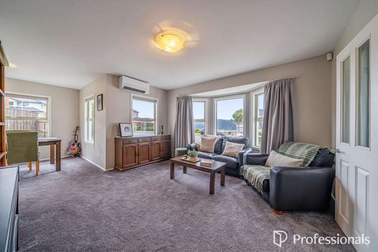 95 Redvers Drive Belmont_11