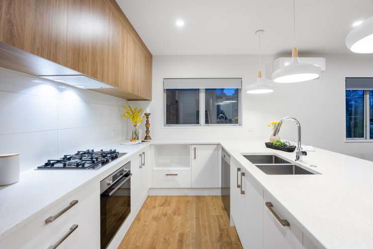 167 Bonair Crescent Silverdale_9