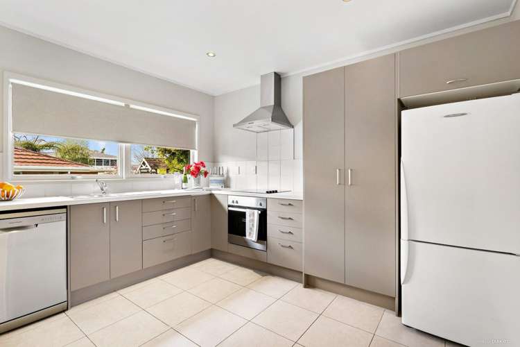 6 Lakeside Drive Pahurehure_5