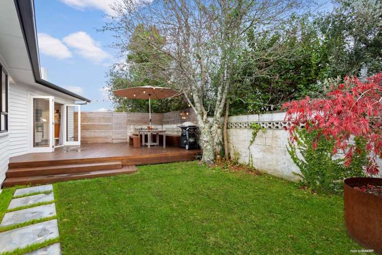 36 Mcphail Street Birkdale_12