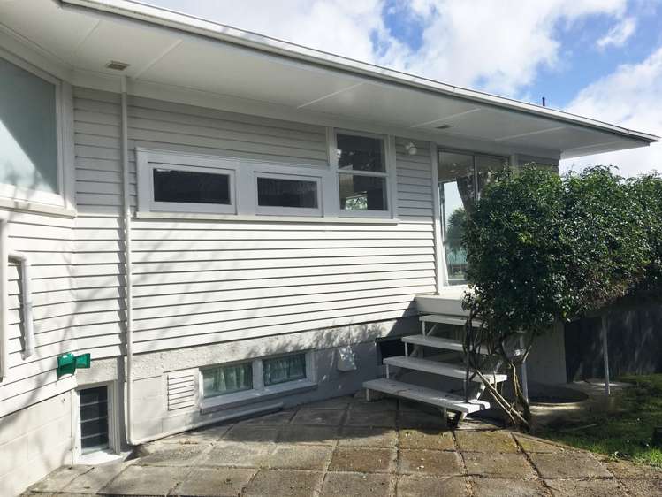 11 Taipari Road Te Atatu Peninsula_17