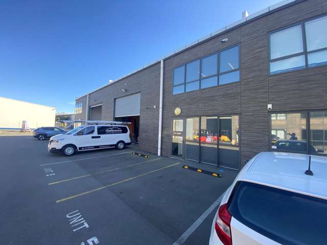 5/19 William Lewis Drive Sockburn_2