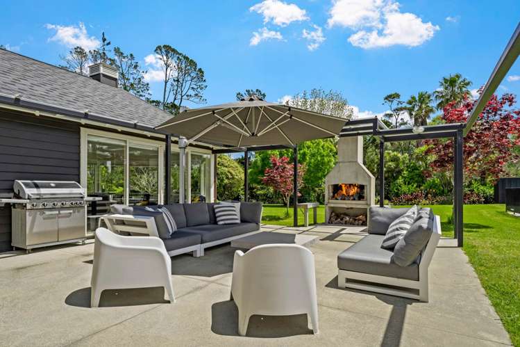 73 Oak River Drive Matakana_18