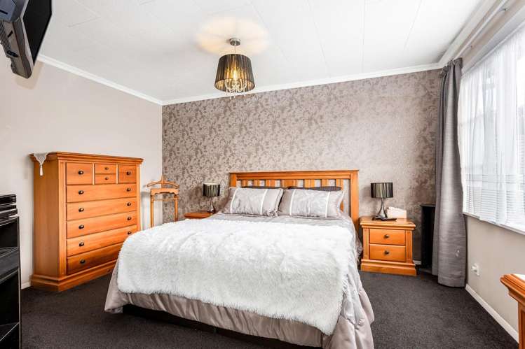 32 Horokiwi Road West Newlands_15
