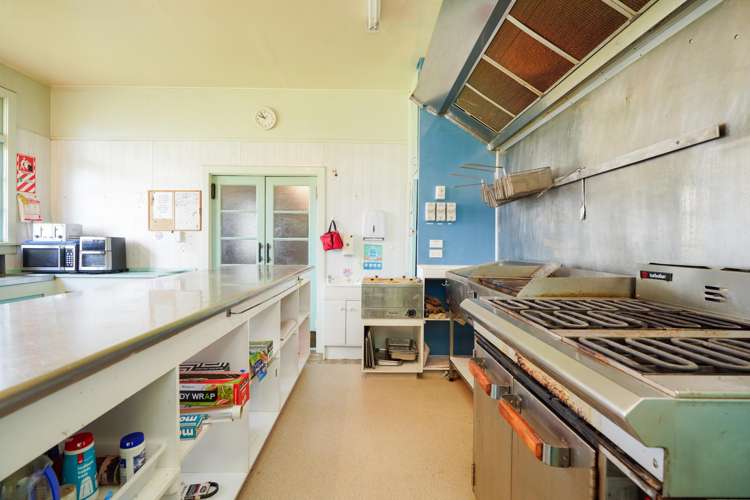 76 King & 143 Main Streets Otautau_6