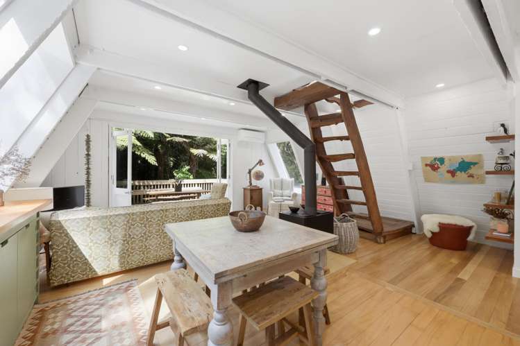 19 Crescent Road West Ostend_8