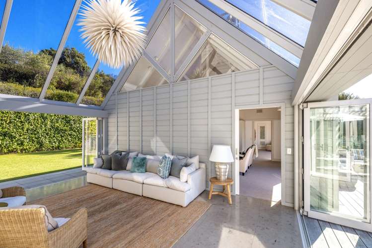 729 Orapiu Road Waiheke Island_26