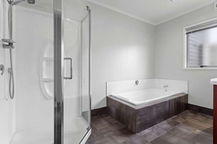 27 The Fairway Whakatane_16