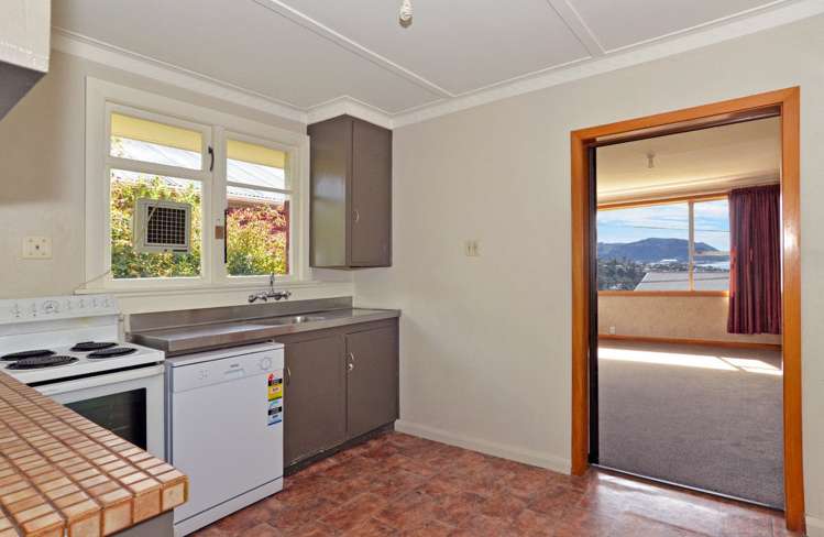 21 Cuba Street Calton Hill_8