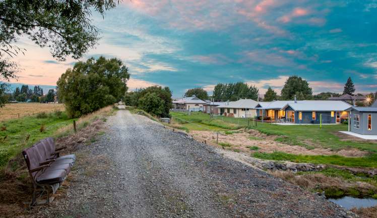 5 Half Time Close Omakau_17