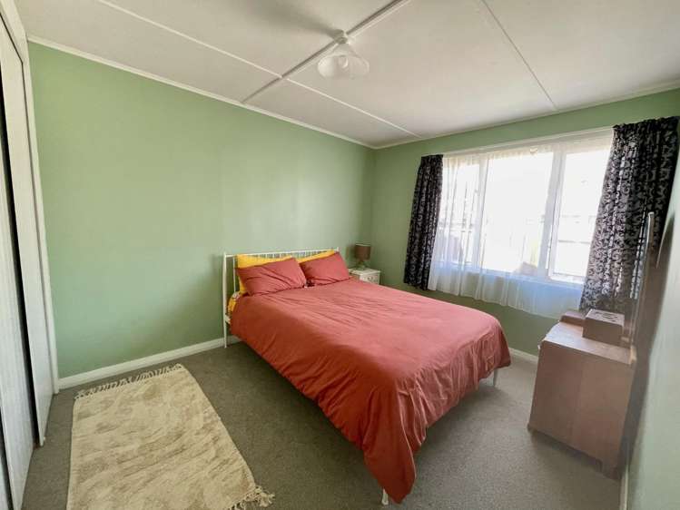 59 Hewer Cresent 1315_9