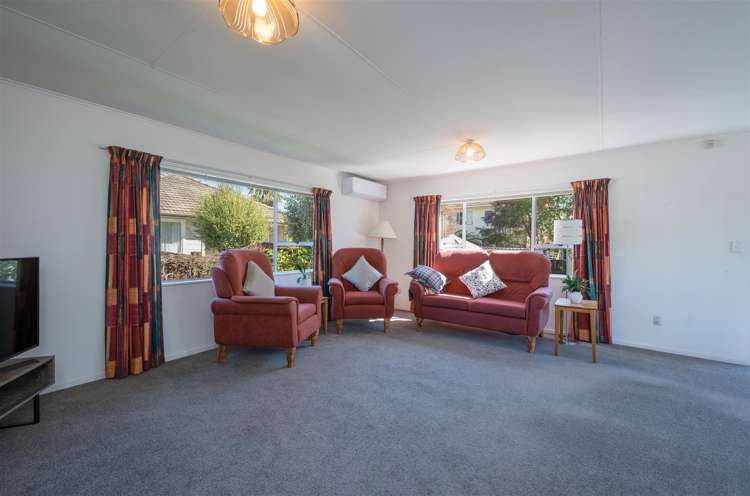 2/688 Main Road Stoke Stoke_9