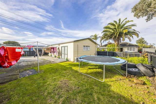 308 Massey Road Mangere East_4