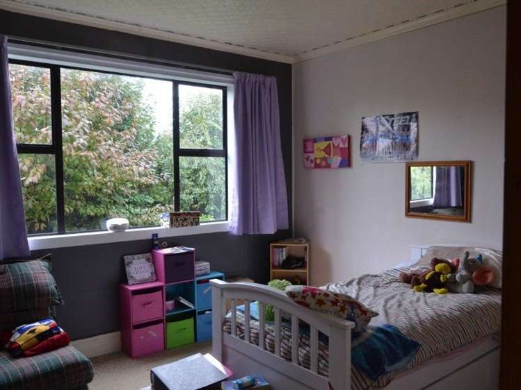 461 Centre Road Momona_7