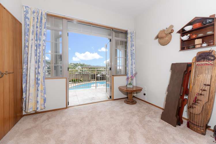 52 Penguin Drive_4