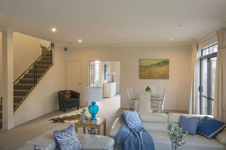 9 Tivoli Court Flat Bush_8