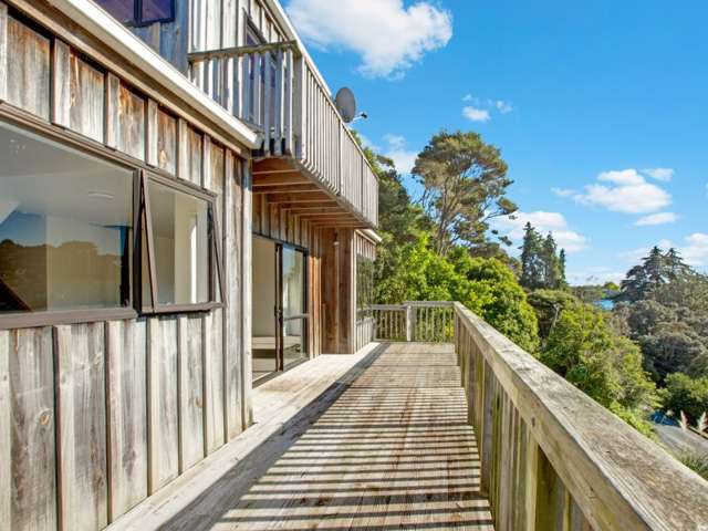 182 Ocean View Road Oneroa_3