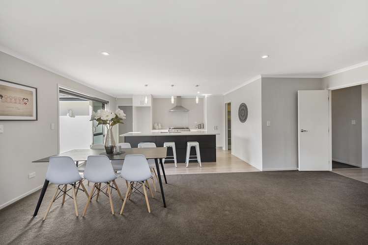 137 Saint James Drive Huntington_9