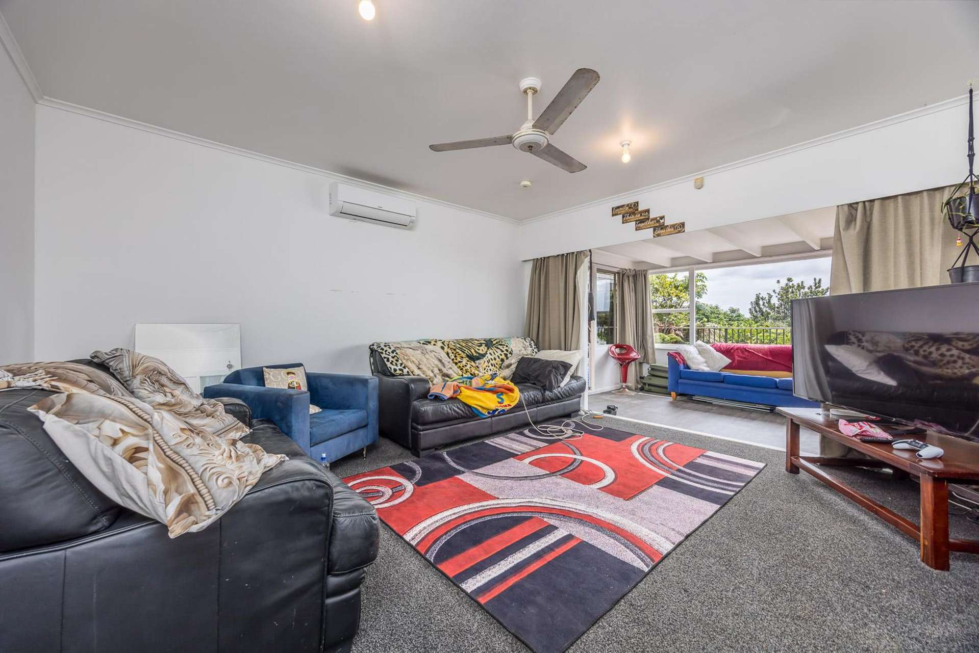 453 Scenic Drive Waiatarua_0