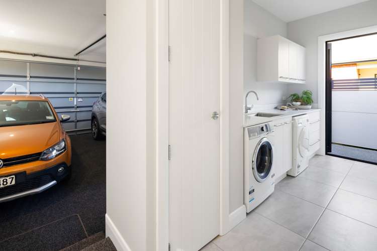 39 Pengover Avenue Leamington_34