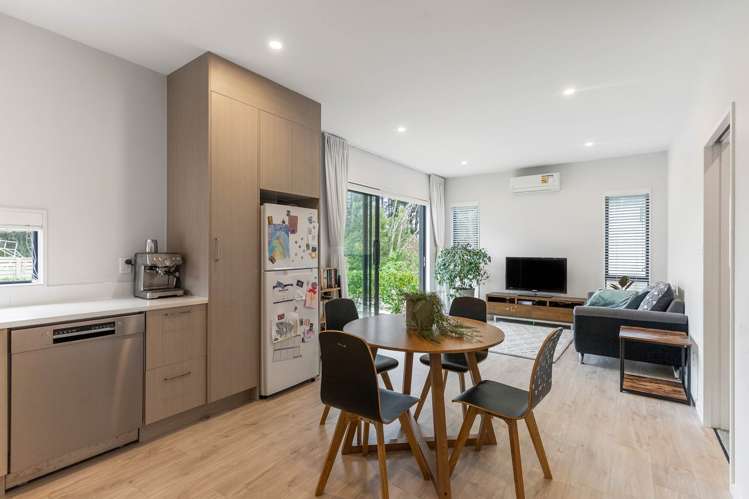 6 Tagish Way Orewa_24