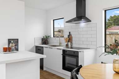4B Russell Avenue_1
