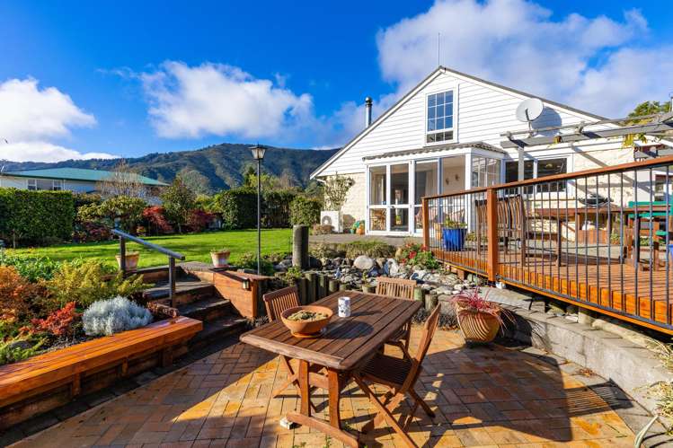 16 Huia Street Waikawa Picton_2