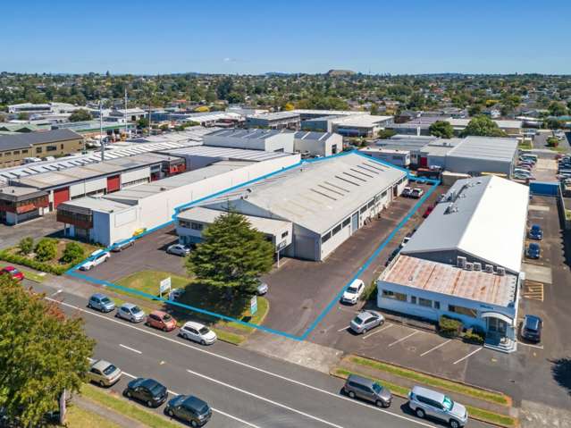 54-56 Ben Lomond Crescent Pakuranga_1