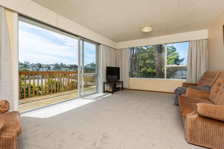 13 Bellringer Road Massey_32