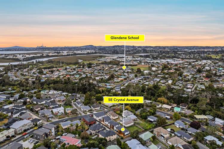 5E Crystal Avenue Glendene_18