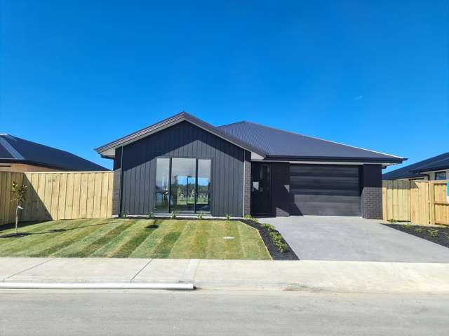 27 Quinn Crescent Woodend_1