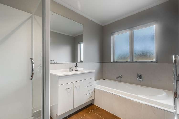 8 Vin Alto Drive Flat Bush_14