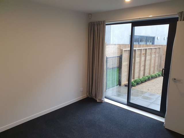 35 John Street Petone_2