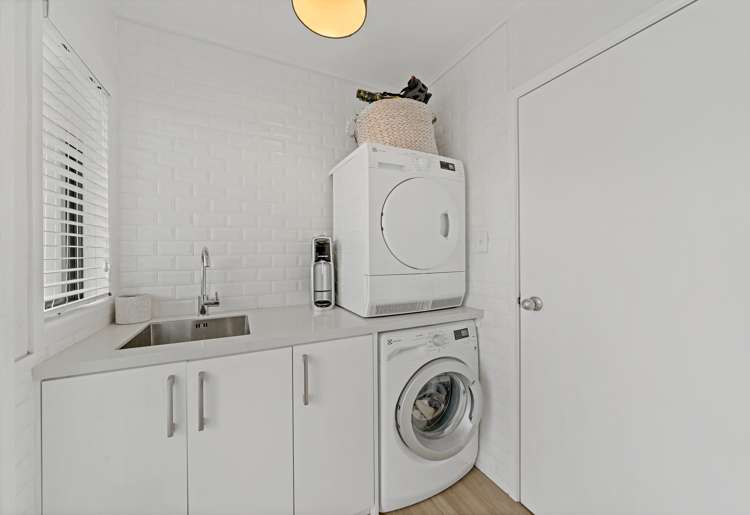 1/18 Gossamer Drive Pakuranga Heights_18